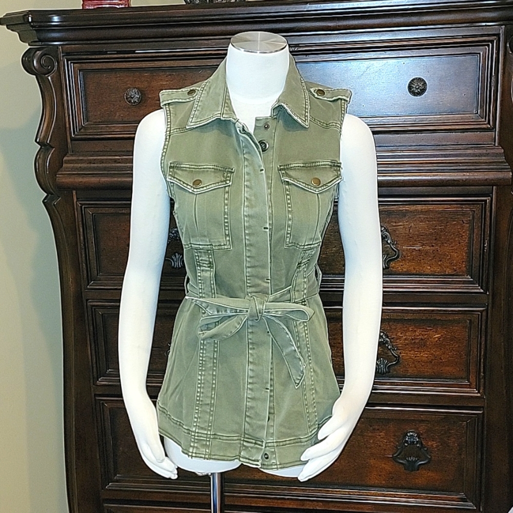 💚 love, Fire Army Green Vest, Size Small